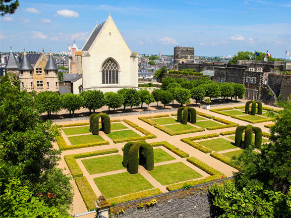 Escale ANCENIS - CHALONNES-SUR-LOIRE - Angers