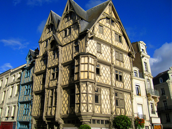 Escale ANCENIS - CHALONNES-SUR-LOIRE - Angers