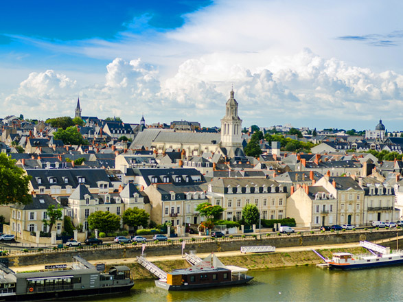 Escale ANCENIS - CHALONNES-SUR-LOIRE - Angers