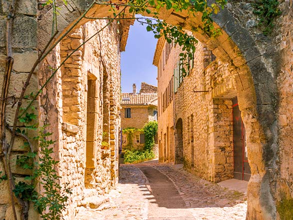 Escale Avignon - Arles