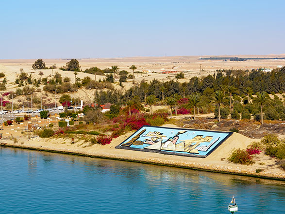 Escale Canal de Suez Navigation