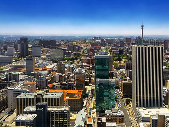 Escale Johannesburg - Kasane - Installation au lodge (Afrique du Sud-Botswana-Namibie)