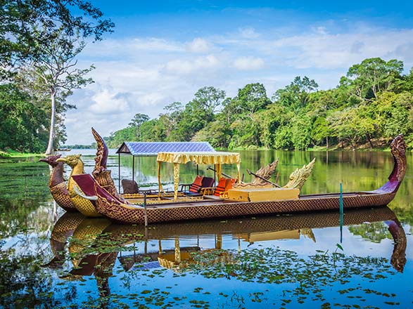 Escale KAMPONG CHHNANG - LAC TONLE