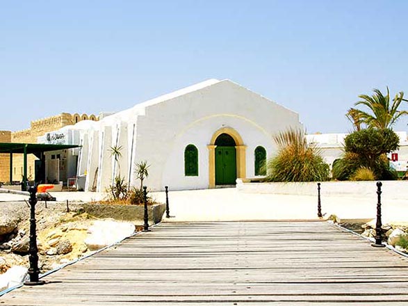 escale,La Goulette-Tunisie_zoom,TN,LGN,522230.jpg