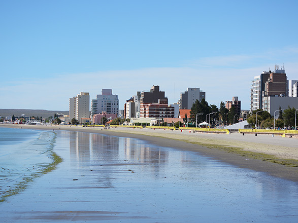 escale,Puerto Madryn-Argentine_zoom,AR,PMY,32814.jpg