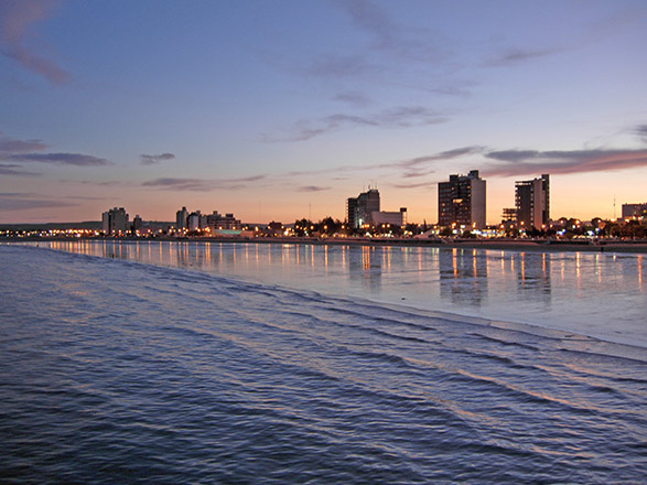 escale,Puerto Madryn-Argentine_zoom,AR,PMY,32816.jpg