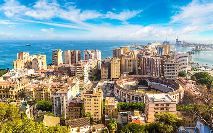 escale,malaga-espagne_720x450,ES,AGP,63298.jpg