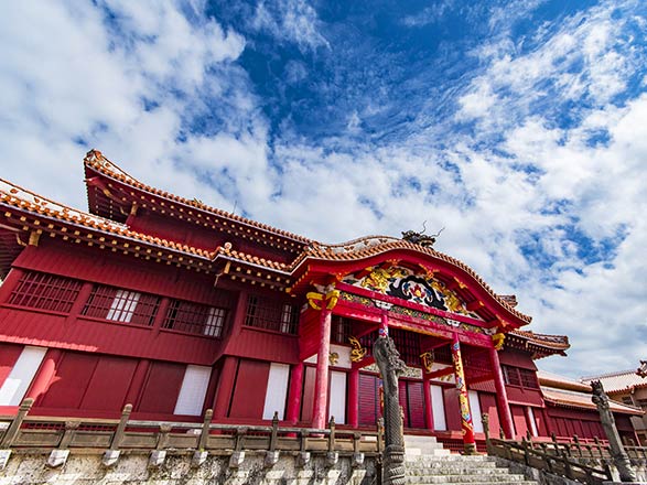 https://static.abcroisiere.com/images/fr/escales/escale,naha okinawa-naha okinawa_zoom,JP,NAH,40720.jpg