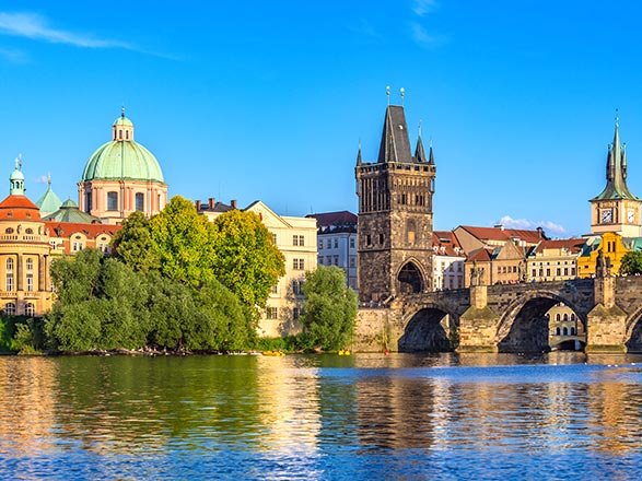 https://static.abcroisiere.com/images/fr/escales/escale,prague-prague_zoom,CZ,PRG,37120.jpg