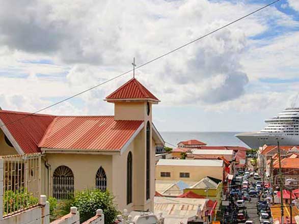 https://static.abcroisiere.com/images/fr/escales/escale,saint george's-saint george's_zoom,GD,STG,69755.jpg