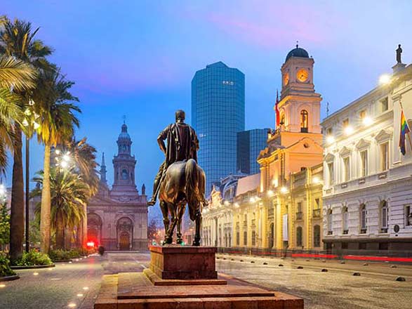 https://static.abcroisiere.com/images/fr/escales/escale,santiago du chili-santiago du chili_zoom,CL,SCL,73618.jpg