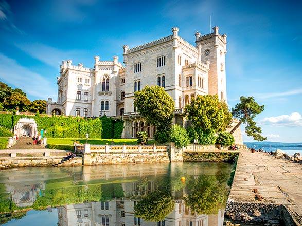 https://static.abcroisiere.com/images/fr/escales/escale,trieste-trieste_zoom,IT,TRS,38639.jpg