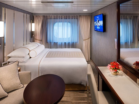 cabine,azamara-onward_ext,1461,517413.jpg