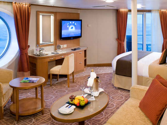 cabine,celebrity-solstice_suite,393,66890.jpg