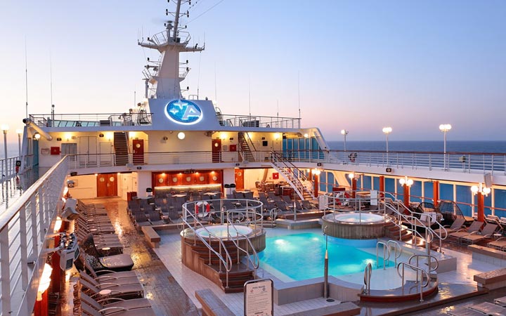 navire,azamara-onward_720x450,1461,517435.jpg