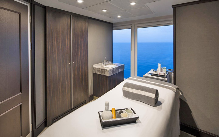 navire,azamara-onward_720x450,1461,517439.jpg
