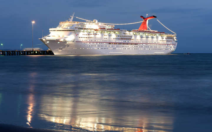 Navire Carnival Paradise