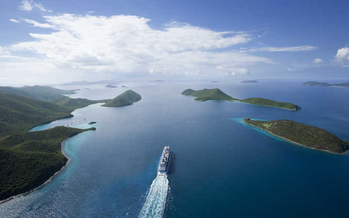 navire,celebrity-solstice_720x450,393,52432.jpg