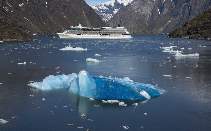 navire,celebrity-solstice_720x450,393,52438.jpg