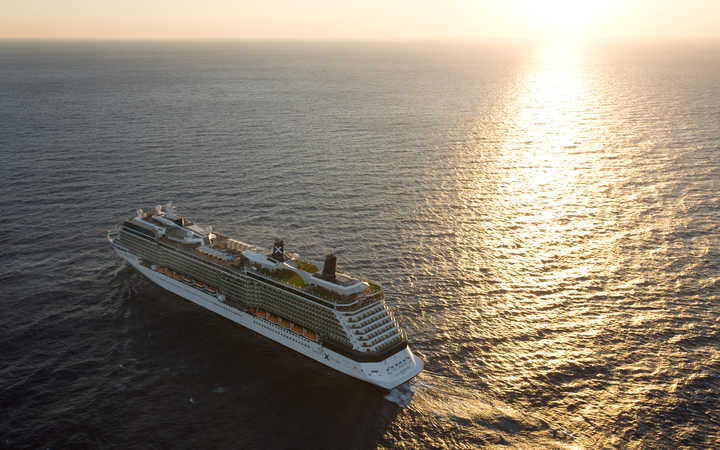 navire,celebrity-solstice_720x450,393,52450.jpg