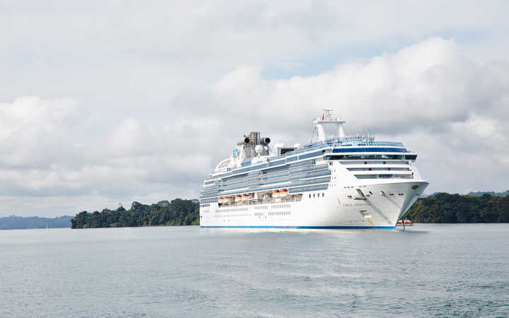Navire Coral Princess