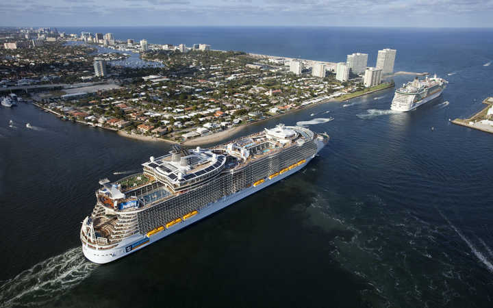 navire,independence-of-the-seas_720x450,389,48758.jpg