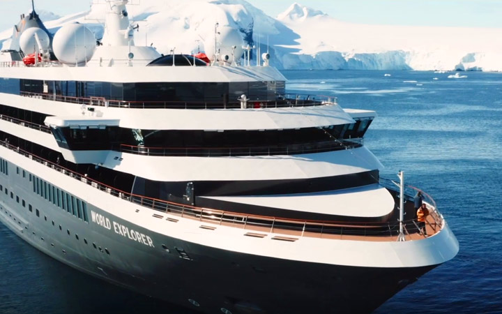Navire M/S World Explorer