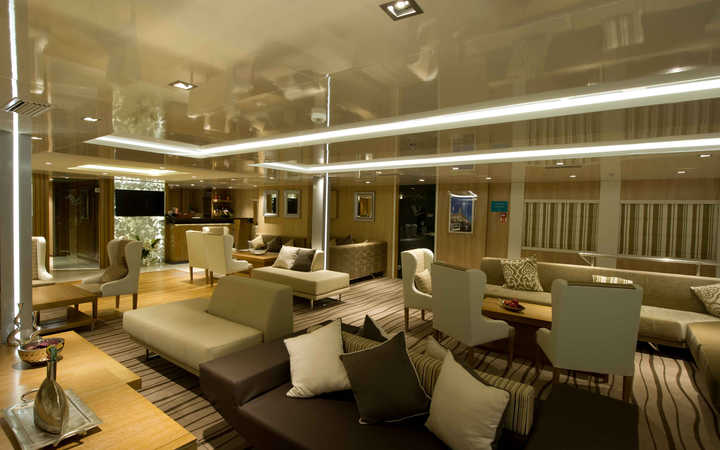 navire,m-y-variety-voyager_720x450,1227,53564.jpg