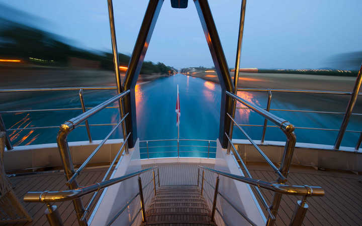 navire,m-y-variety-voyager_720x450,1227,53569.jpg