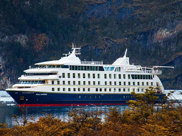 https://static.abcroisiere.com/images/fr/navires/navire,m/n-stella-australis_max,1275,72852.jpg