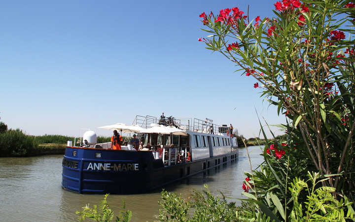 navire,ms-anne-marie-ou-similaire-_720x450,1263,50233.jpg