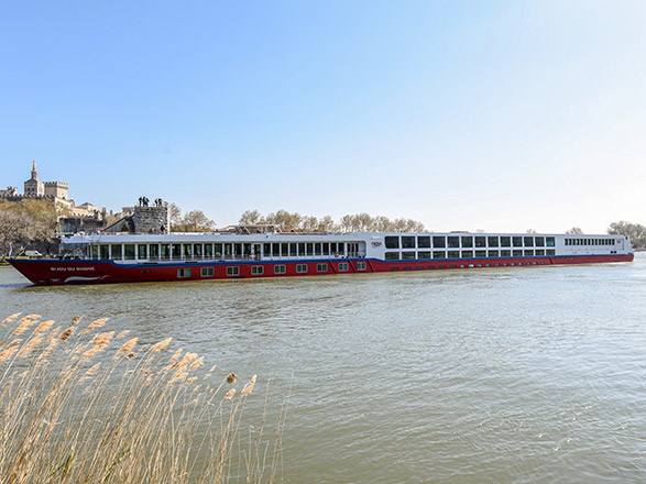 https://static.abcroisiere.com/images/fr/navires/navire,ms-bijou-du-rhone_max,1433,74949.jpg