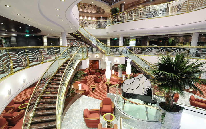 navire,msc-magnifica_720x450,430,514809.jpg