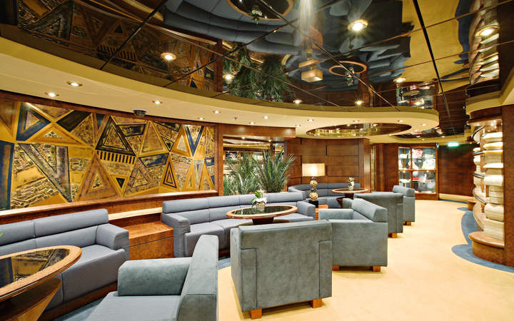 navire,msc-splendida_720x450,407,513078.jpg