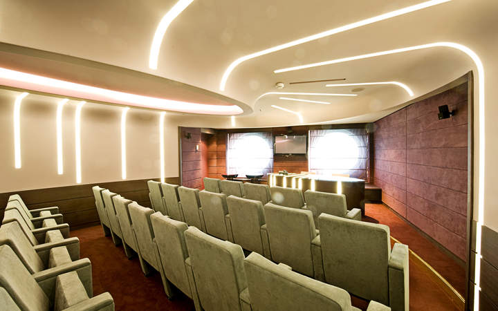 navire,msc-splendida_720x450,407,513086.jpg