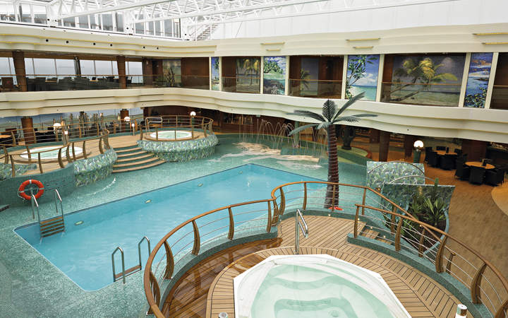 navire,msc-splendida_720x450,407,513093.jpg