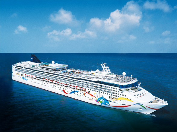 https://static.abcroisiere.com/images/fr/navires/navire,norwegian-dawn_max,237,29725.jpg