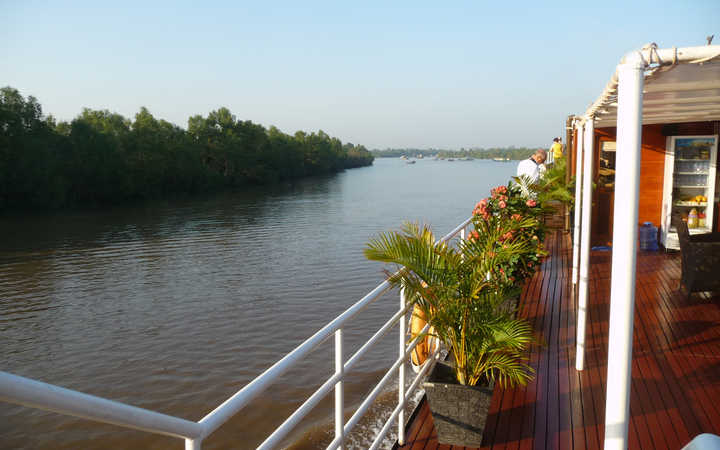 navire,r-v-indochine-ou-similaire-_720x450,1106,51825.jpg