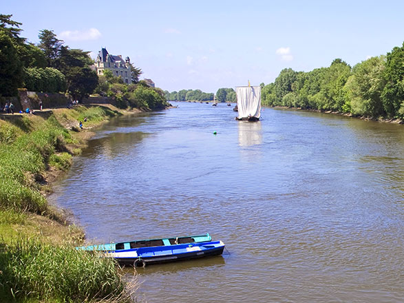 Escale Chalonnes-sur-Loire - Châteaux de Loire - Ancenis(France)