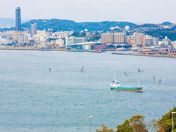 Escale Japon (Détroit de Kanmon)