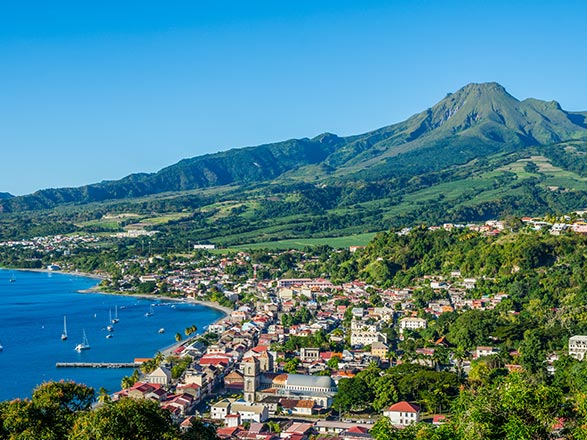 Escale Roseau - Saint-Pierre (Martinique)