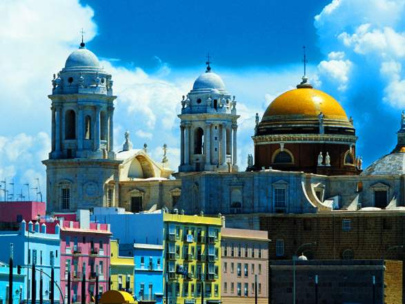 https://static.service-voyages.com/mobile/croisiere/images/fr/escales/escale,cadix-cadix_zoom,ES,CAD,38087.jpg