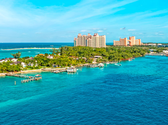 https://static.service-voyages.com/mobile/croisiere/images/fr/escales/escale,nassau-nassau_zoom,BS,NAS,544737.jpg
