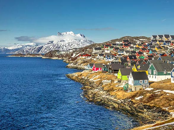 https://static.service-voyages.com/mobile/croisiere/images/fr/escales/escale,nuuk-nuuk_zoom,GL,GOH,66637.jpg