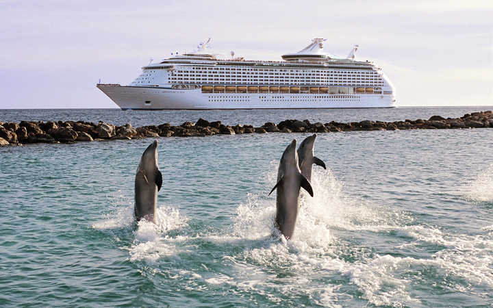 Navire Adventure of the Seas