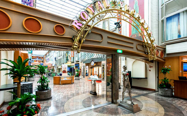 Navire Adventure of the Seas