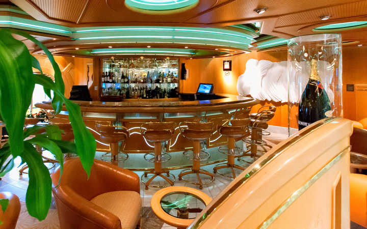 Navire Adventure of the Seas