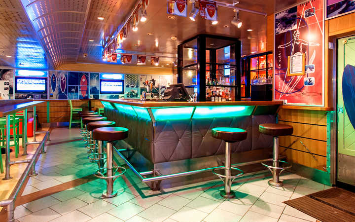 Navire Adventure of the Seas