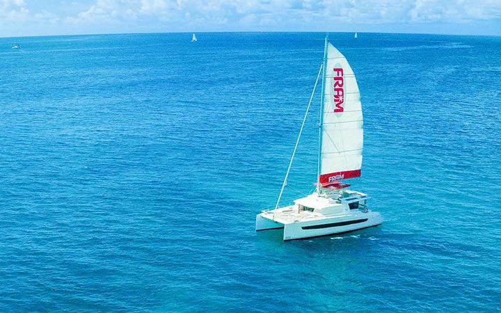 Navire Bali 5.4 (ou similaire)