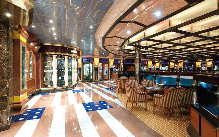 Navire Carnival Valor